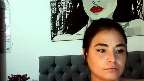Snapshot of anierouse1053 chatting on 17, 7, 2026 anierouse1053 online show from 17, 7, 2026