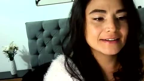 Snapshot of anierouse1053 chatting on 2, 8, 2026 anierouse1053 online show from 2, 8, 2026