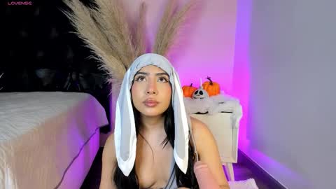 Snapshot of aniie_west chatting on 22, 10, 2025 aniie_west online show from 22, 10, 2025