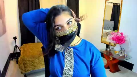 Snapshot of aniisaalii chatting on 7, 7, 2026 Anissa online show from 7, 7, 2026