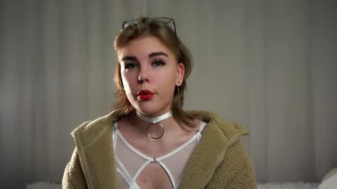 AnishaVivo online show from 13, 1, 2026