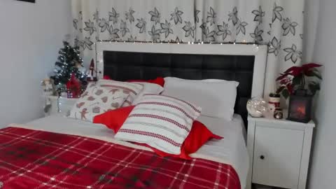 Snapshot of anissia25 chatting on 24, 12, 2024 Anisia online show from 24, 12, 2024