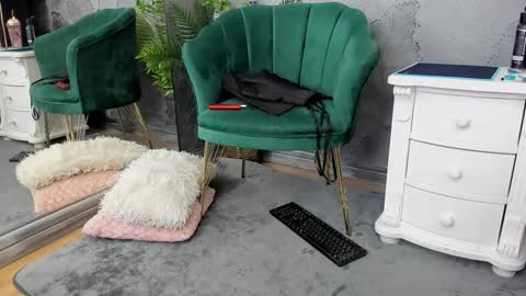 anissia teaser online show from 22, 1, 2025