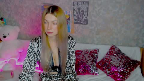 anita_moon_ online show from 7, 1, 2025