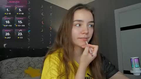 Snapshot of anitailer chatting on 9, 8, 2026 Ani online show from 9, 8, 2026