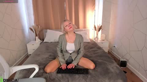 Snapshot of ann_annise chatting on 3, 2, 2026 ann_annise online show from 3, 2, 2026