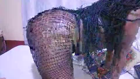 ann_keller online show from 20, 12, 2025