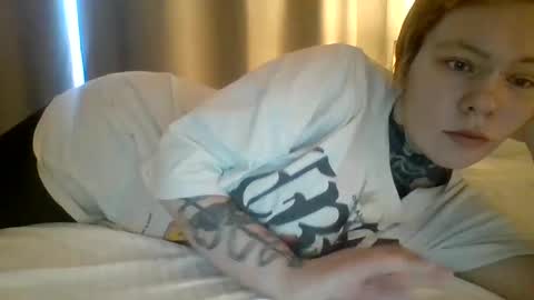 ann_lelala_ online show from 10, 2, 2025