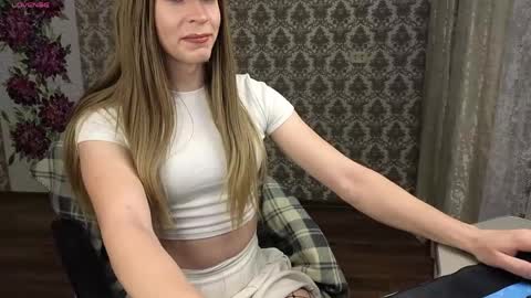 Anna online show from 8, 6, 2026
