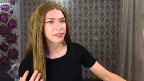 Snapshot of anna_inheart chatting on 9, 7, 2026 Anna online show from 9, 7, 2026