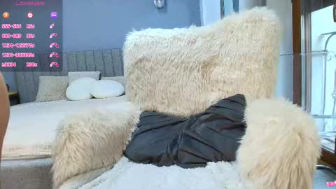 Snapshot of anna_lewis chatting on 13, 10, 2025 Anna online show from 13, 10, 2025