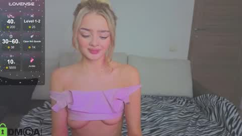 Snapshot of anna_nickol chatting on 16, 12, 2025 Anna online show from 16, 12, 2025