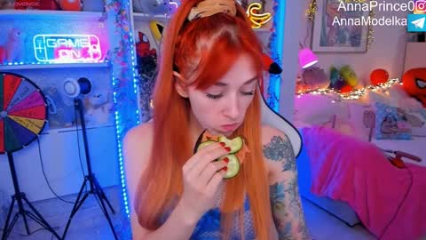 Anna online show from 3, 2, 2025