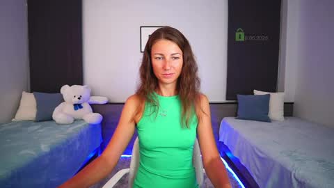 Snapshot of anna_shine_ chatting on 16, 5, 2026 Anna Shine online show from 16, 5, 2026