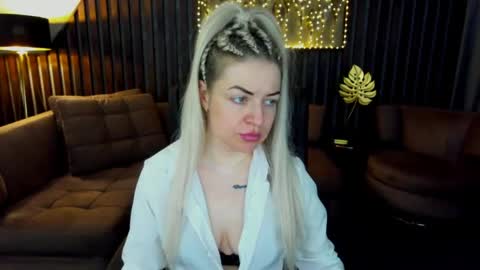 anna_snow9 online show from 1, 5, 2026