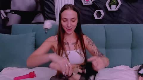 annabishop online show from 22, 1, 2025