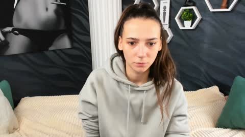 annabishop online show from 30, 1, 2025