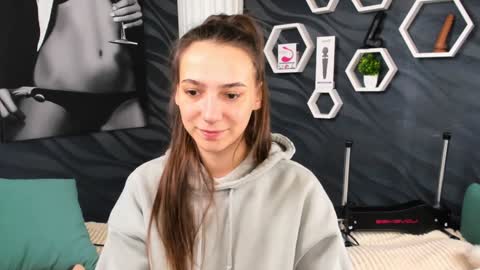 annabishop online show from 1, 2, 2025