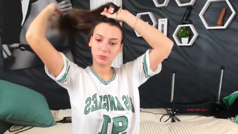 annabishop online show from 2, 2, 2025