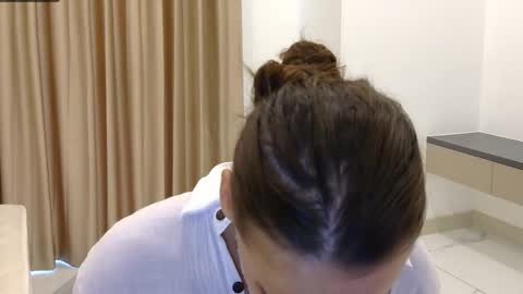 annabishop online show from 24, 10, 2025