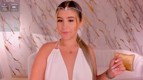 Snapshot of annabrooks_ chatting on 5, 2, 2025 Anna Brooks online show from 5, 2, 2025