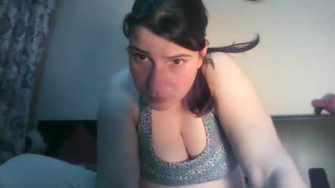 Snapshot of annalouna chatting on 31, 10, 2025 Anna online show from 31, 10, 2025