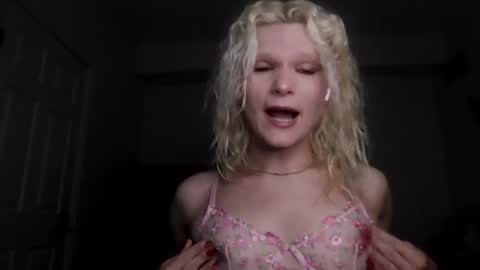 AnnaMarrie online show from 25, 3, 2026