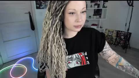 Snapshot of annanebula chatting on 25, 4, 2026 Anna online show from 25, 4, 2026