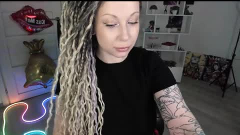 Snapshot of annanebula chatting on 12, 5, 2026 Anna online show from 12, 5, 2026