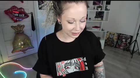 Snapshot of annanebula chatting on 22, 5, 2026 Anna online show from 22, 5, 2026