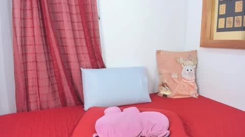 Snapshot of annavalente_ chatting on 5, 12, 2025 anna online show from 5, 12, 2025