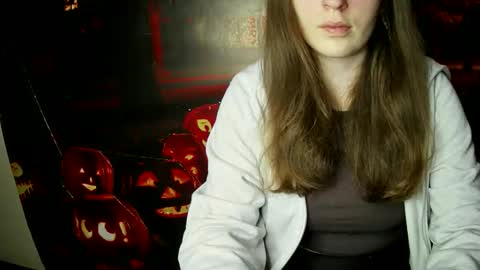 Bella online show from 2, 10, 2025