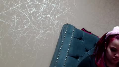       online show from 17, 10, 2025