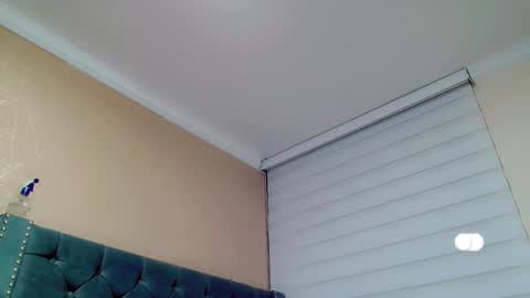       online show from 6, 11, 2025