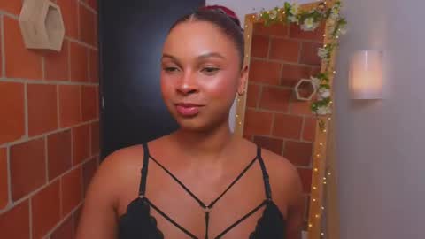 Snapshot of anne_rachel chatting on 14, 1, 2025 anne_rachel online show from 14, 1, 2025