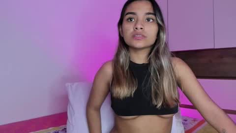 Snapshot of annebull_ chatting on 2, 3, 2026 Anne online show from 2, 3, 2026