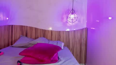 Snapshot of annedixie chatting on 31, 1, 2025 Anne online show from 31, 1, 2025