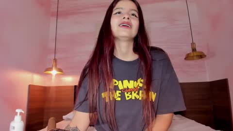 Snapshot of annedixie chatting on 6, 2, 2025 Anne online show from 6, 2, 2025