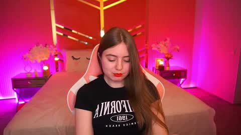 Snapshot of anneeexx chatting on 15, 12, 2025 anneeexx online show from 15, 12, 2025