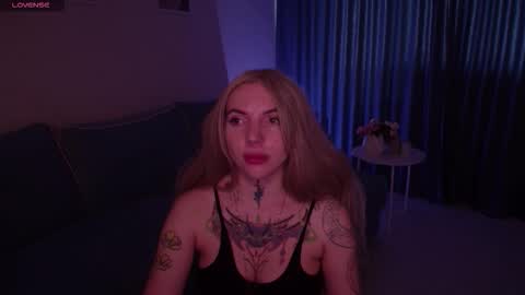 Snapshot of annetenet chatting on 26, 9, 2025 Annet online show from 26, 9, 2025