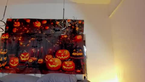 Camila  Anni online show from 21, 10, 2025