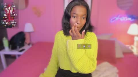 Snapshot of annia_dh chatting on 18, 9, 2025 annia online show from 18, 9, 2025