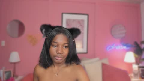 Snapshot of annia_dh chatting on 30, 9, 2025 annia online show from 30, 9, 2025