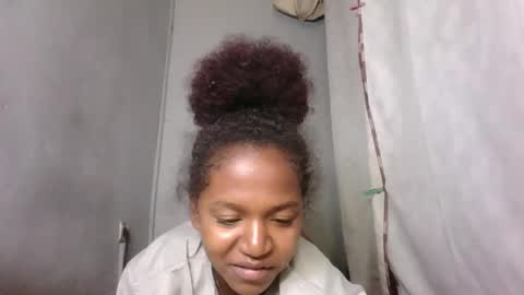 Snapshot of annick98 chatting on 25, 2, 2026 annick98 online show from 25, 2, 2026