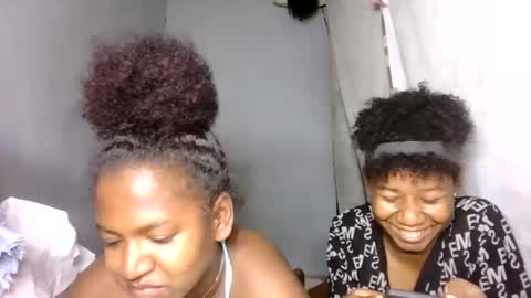 Snapshot of annick98 chatting on 28, 2, 2026 annick98 online show from 28, 2, 2026