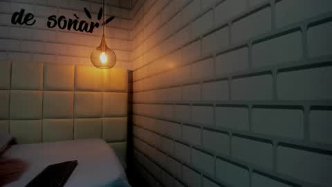 annie_cute18 online show from 8, 11, 2025