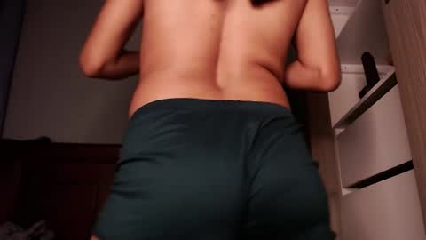 Snapshot of annie_darling_ chatting on 9, 9, 2025 A N G E L online show from 9, 9, 2025