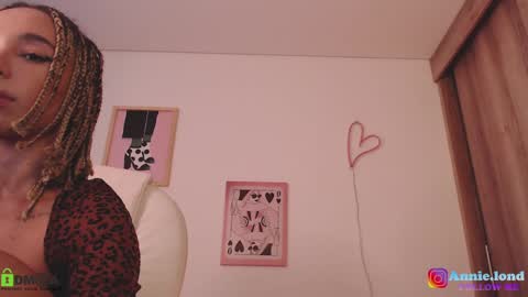 Annie online show from 20, 12, 2024