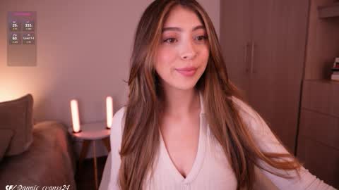 Snapshot of annie_evans24 chatting on 30, 10, 2025 Annie Evans online show from 30, 10, 2025