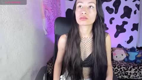 Annie  online show from 30, 11, 2025